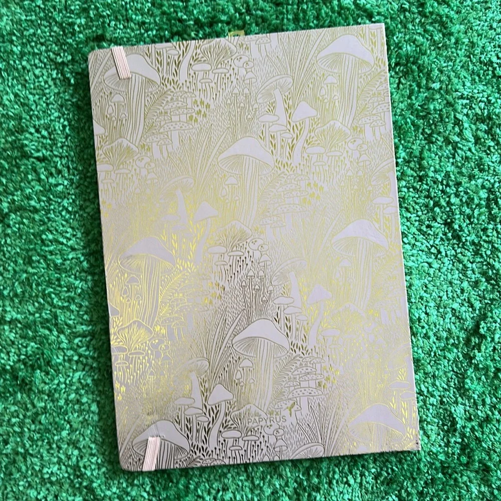 NWT Papyrus Metallic Mushrooms Padfolio with Clipboard, Legal Pad & Pocket